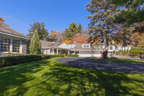 11228 Willowood Avenue Eden Prairie MN 55344