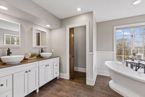 903 Nordic Court N Stillwater MN 55082