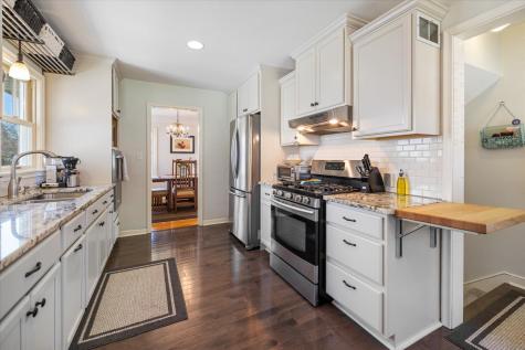 3609 York Avenue N Robbinsdale MN 55422