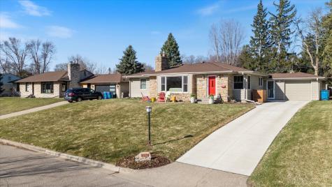 3609 York Avenue N Robbinsdale MN 55422