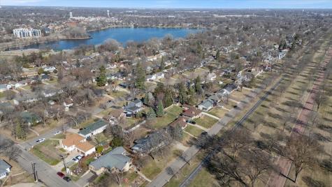 3609 York Avenue N Robbinsdale MN 55422