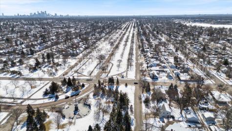 3609 York Avenue N Robbinsdale MN 55422