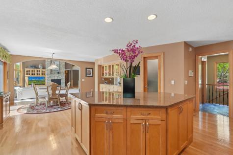 18751 Knollwood Circle Lakeville MN 55044