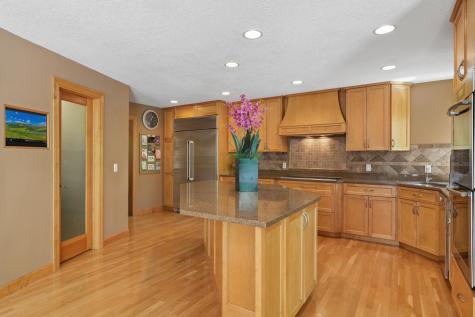18751 Knollwood Circle Lakeville MN 55044