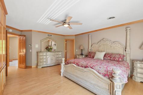 18751 Knollwood Circle Lakeville MN 55044