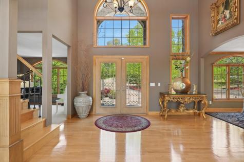 18751 Knollwood Circle Lakeville MN 55044