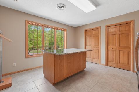 18751 Knollwood Circle Lakeville MN 55044