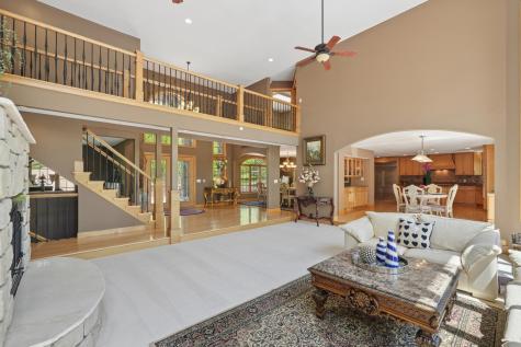 18751 Knollwood Circle Lakeville MN 55044