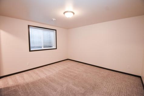 7454 21 Street S Fargo ND 58104