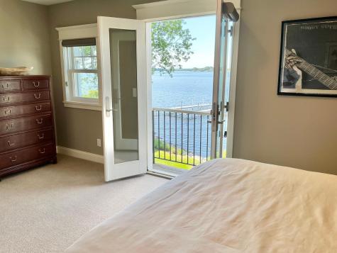 1105 Ferndale Road W Wayzata MN 55391