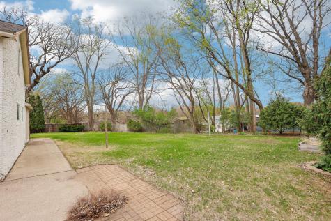 12112 W River Road Champlin MN 55316