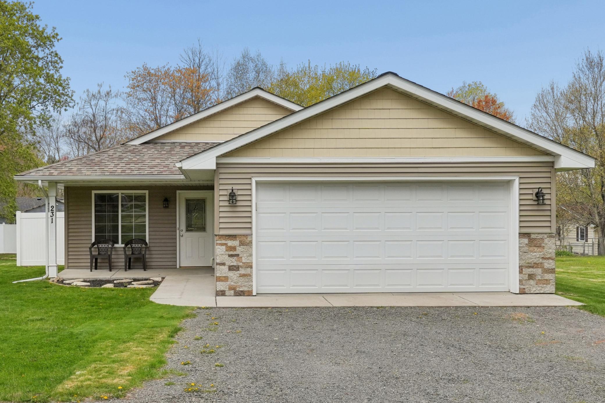 231 State Road 35 Dresser, WI 54009 | 7068169 | LandVest Christie's 231 State Road 35 Dresser, WI 54009 | 7068169 | LandVest Christie's