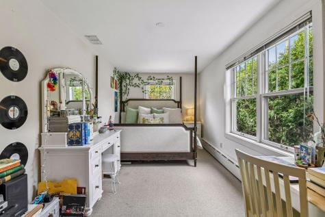 2240 W Lake Of The Isles Parkway Minneapolis MN 55405