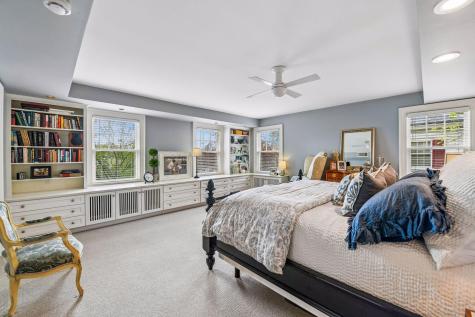 2240 W Lake Of The Isles Parkway Minneapolis MN 55405
