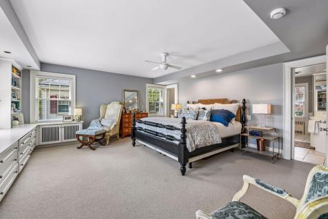 2240 W Lake Of The Isles Parkway Minneapolis MN 55405