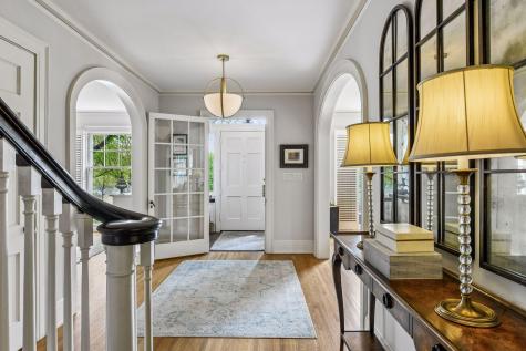 2240 W Lake Of The Isles Parkway Minneapolis MN 55405