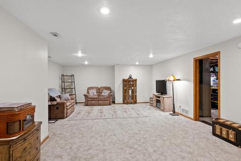 613 Temple Street Alexandria MN 56308