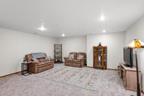 613 Temple Street Alexandria MN 56308