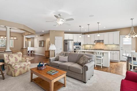 6077 Clarion Circle Minnetonka MN 55343