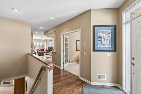 6077 Clarion Circle Minnetonka MN 55343