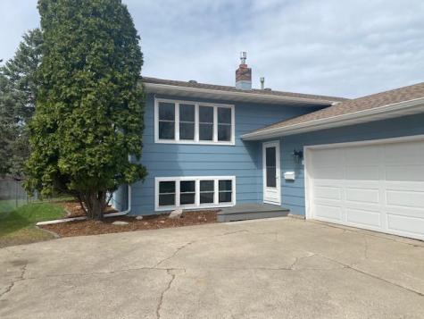 1413 21st Street S Fargo ND 58103