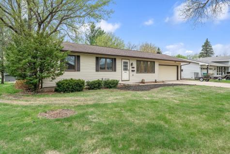 349 13th Street SW Owatonna MN 55060