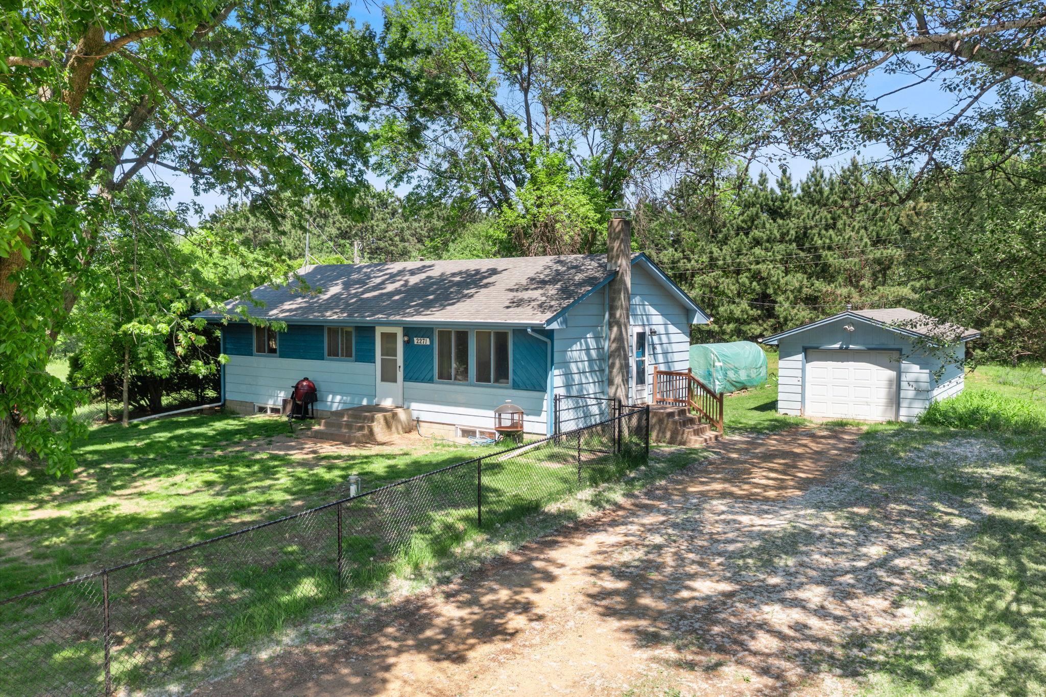 2271 335th Lane NE Cambridge MN 55008
