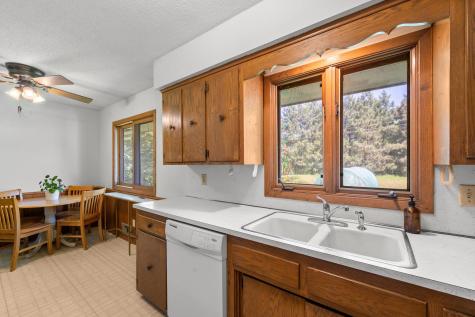 2271 335th Lane NE Cambridge MN 55008