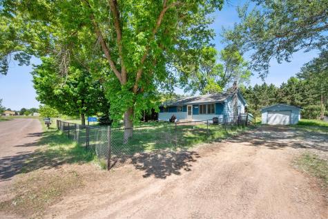 2271 335th Lane NE Cambridge MN 55008