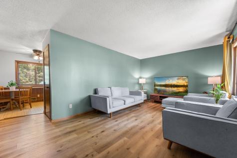 2271 335th Lane NE Cambridge MN 55008