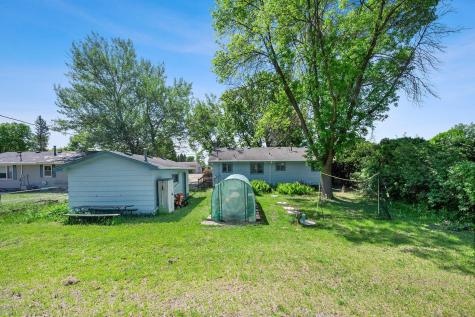 2271 335th Lane NE Cambridge MN 55008