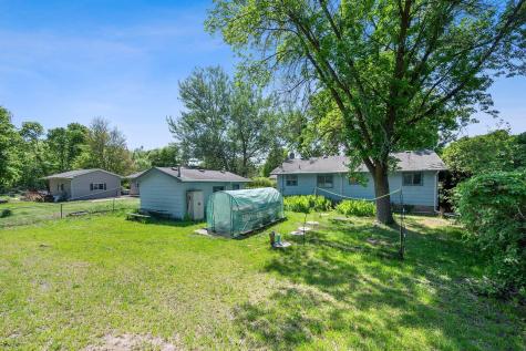 2271 335th Lane NE Cambridge MN 55008