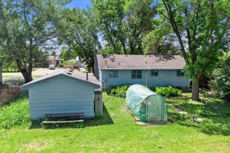 2271 335th Lane NE Cambridge MN 55008