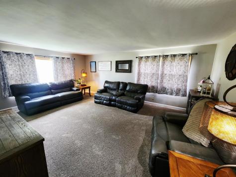 1055 141st Street Pipestone MN 56164