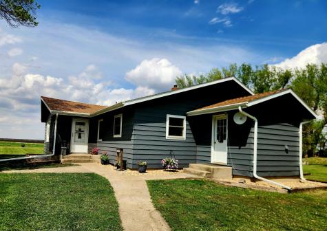 1055 141st Street Pipestone MN 56164