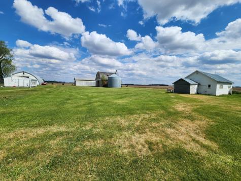 1055 141st Street Pipestone MN 56164