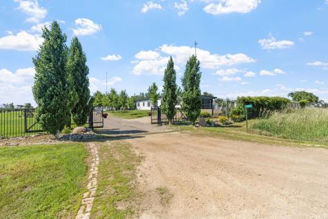 1462 260th Street E Farmington MN 55024