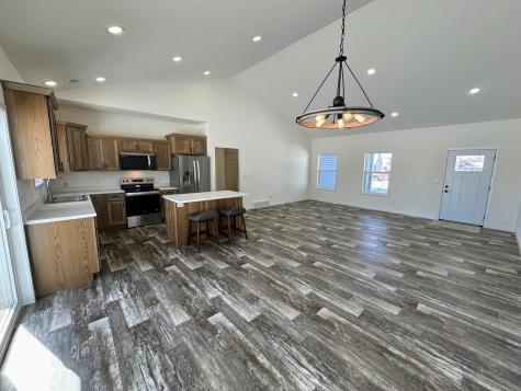 916 NW 7th Avenue NW Perham MN 56573