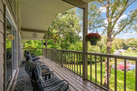 230 Maple Island Road Burnsville MN 55306
