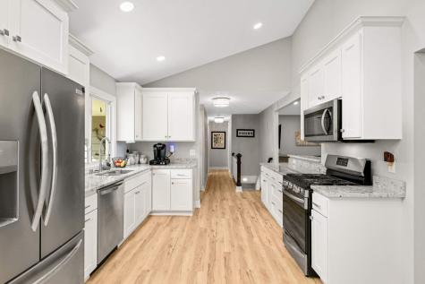 230 Maple Island Road Burnsville MN 55306