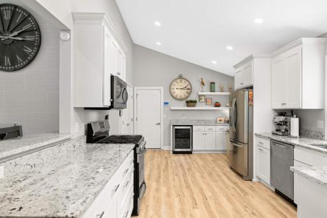 230 Maple Island Road Burnsville MN 55306