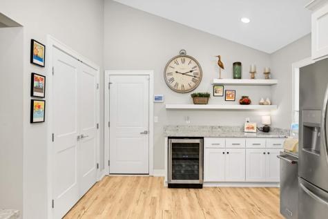 230 Maple Island Road Burnsville MN 55306