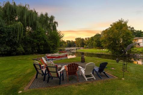 230 Maple Island Road Burnsville MN 55306