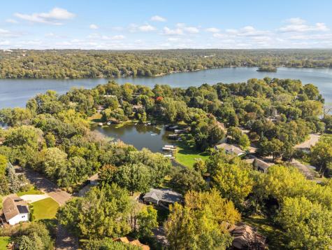 230 Maple Island Road Burnsville MN 55306