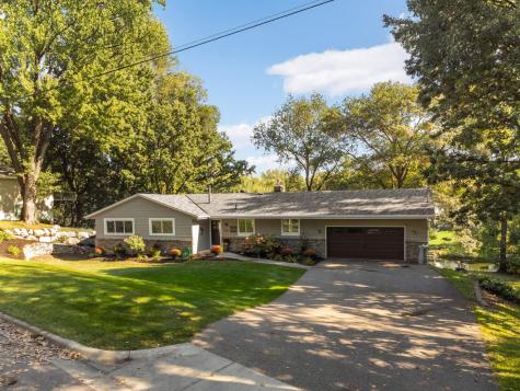 230 Maple Island Road Burnsville MN 55306