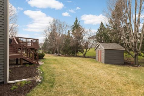 6121 Summit Curve S Cottage Grove MN 55016
