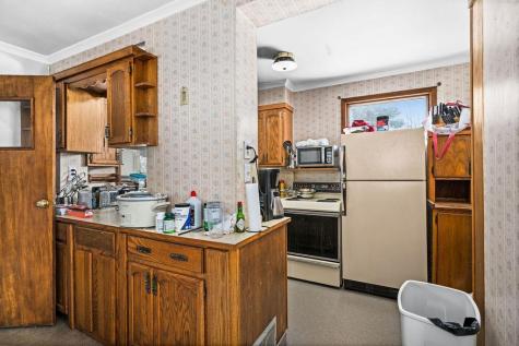 1027 E 9th Street Duluth MN 55805