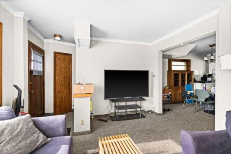 1027 E 9th Street Duluth MN 55805