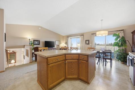 3200 7th Avenue N Moorhead MN 56560