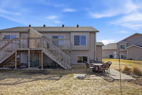 3200 7th Avenue N Moorhead MN 56560